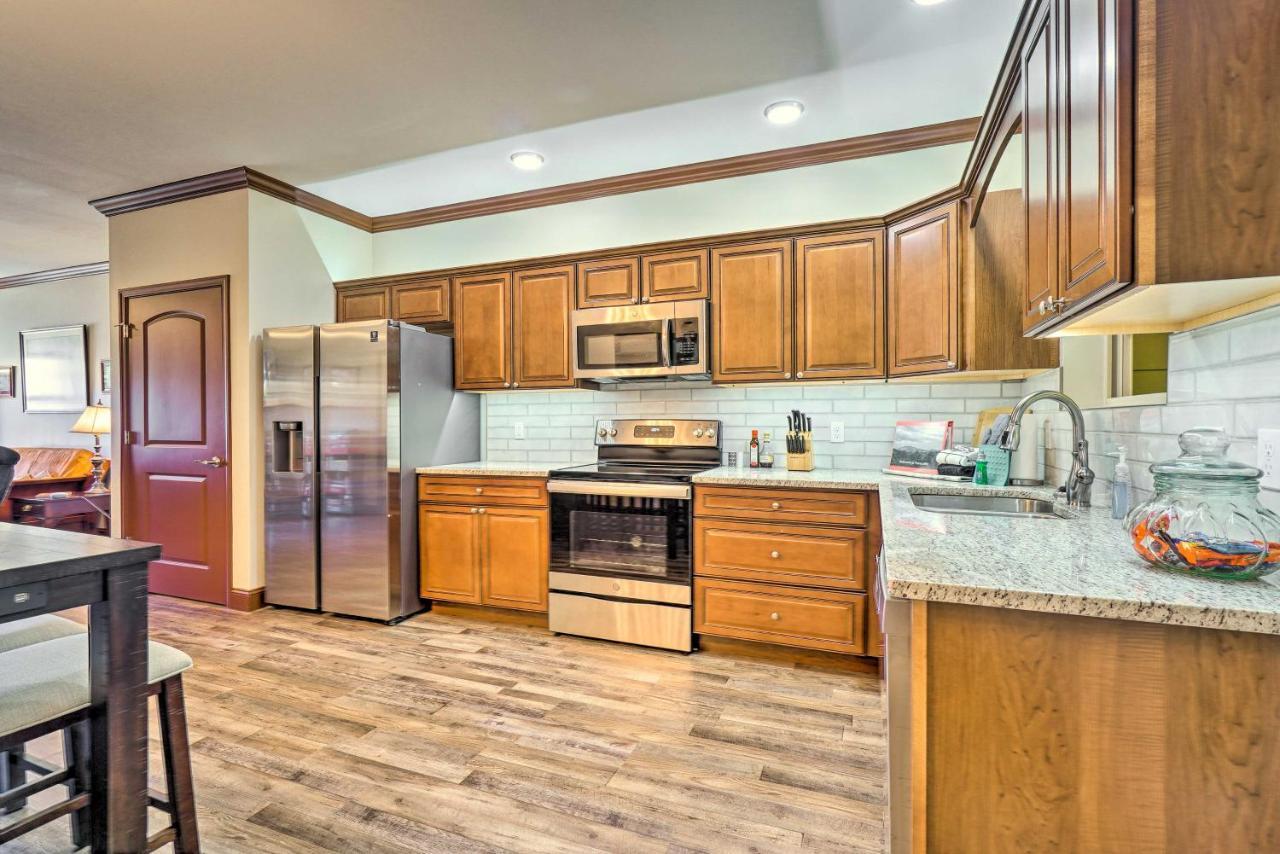 Cozy Townsend Condo, Resort-Style Amenities! Exterior photo